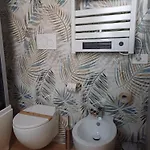 Pensión Luxury 3*