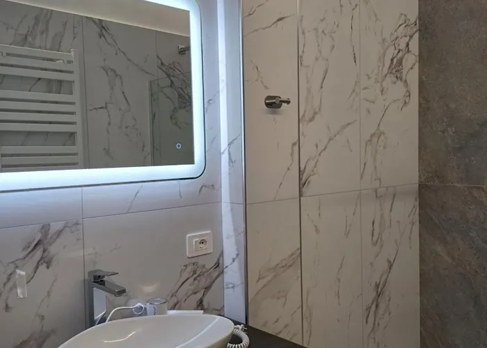 Luxury 게스트하우스 4*